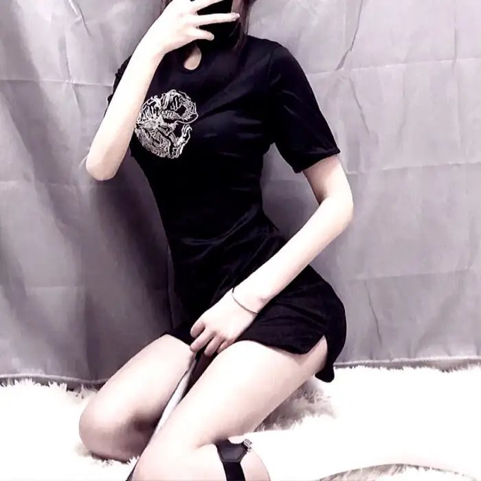 与凤行